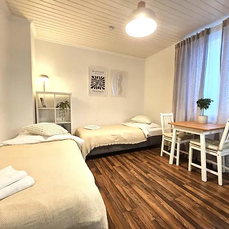 Lovely House Lägenhet *