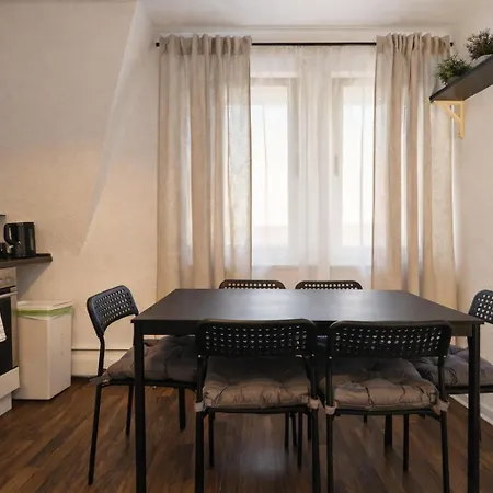 Διαμέρισμα Lovely House *